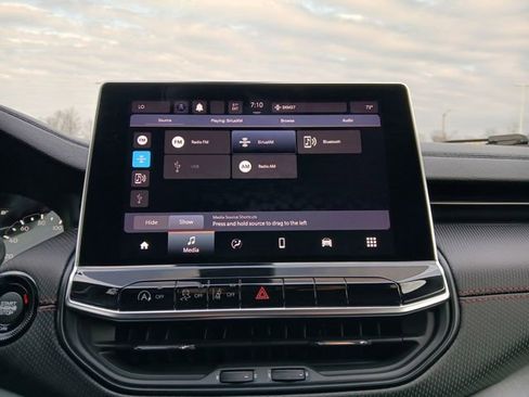 Used 2022 Jeep Compass Trailhawk image 21