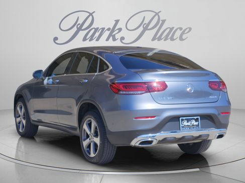 Used 2023 Mercedes-Benz GLC 300 4MATIC Coupe image 3