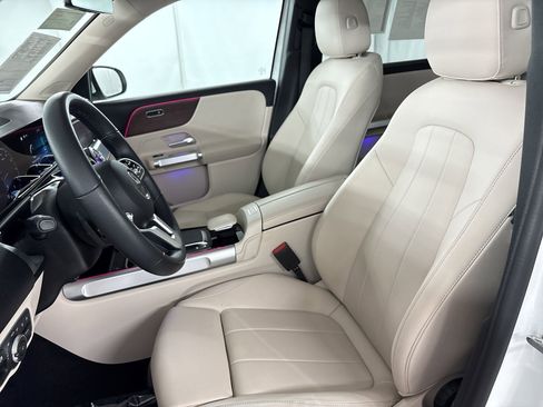 Certified 2022 Mercedes-Benz GLB 250 image 5