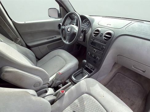 Used 2008 Chevrolet HHR LS image 19