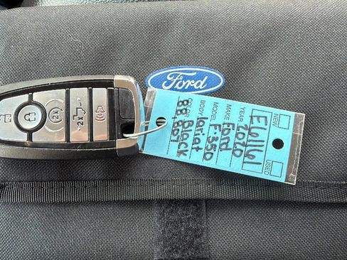 Used 2020 Ford F350 Lariat w/ Lariat Ultimate Package AWD/4WD image 26
