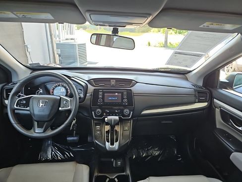 Used 2017 Honda CR-V LX image 12