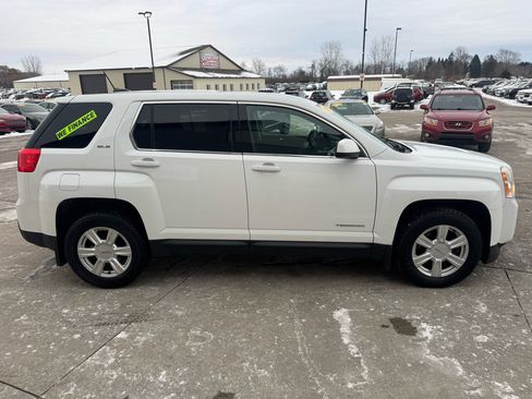 Used 2015 GMC Terrain SLE image 4