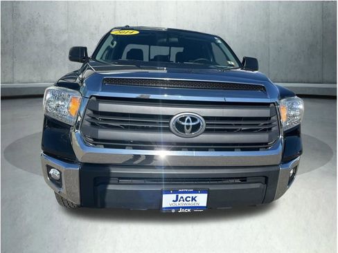 Used 2014 Toyota Tundra SR5 image 10