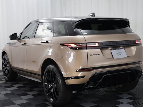New 2026 Land Rover Range Rover Evoque Dynamic SE image 16