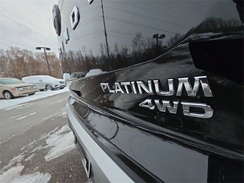 Certified 2023 Nissan Pathfinder Platinum image 28