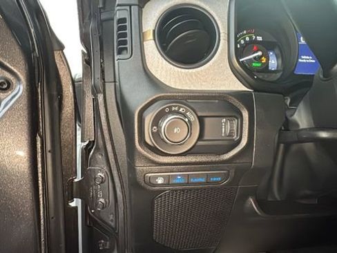 Used 2025 Jeep Wrangler Unlimited Sport S 4xe image 15