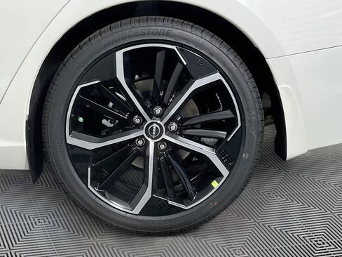 New 2025 Nissan Altima 2.5 SR image 33