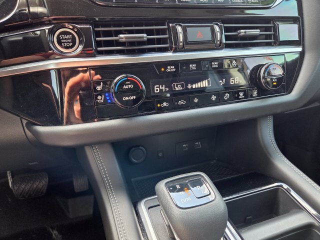 Used 2022 Nissan Pathfinder Platinum w/ Cargo Package AWD/4WD image 28