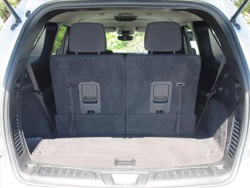 Used 2022 Dodge Durango SXT image 28