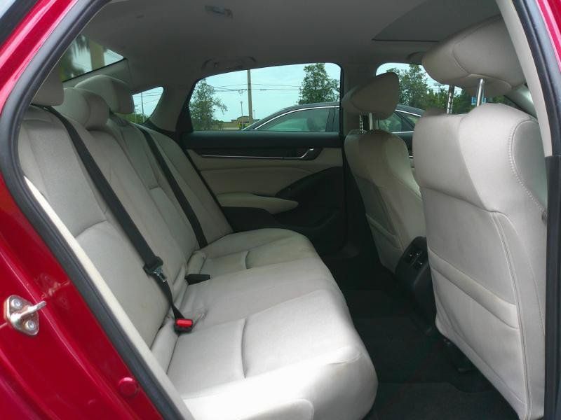 Used 2020 Honda Accord EX image 21