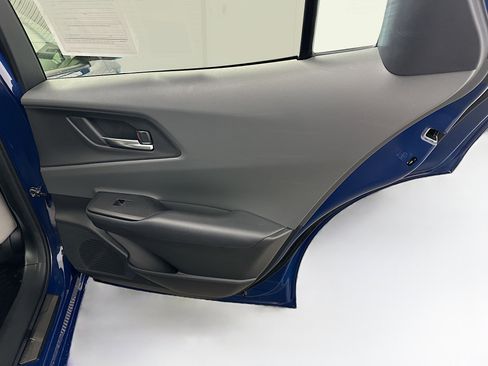 Used 2023 Toyota Prius XLE AWD/4WD image 32