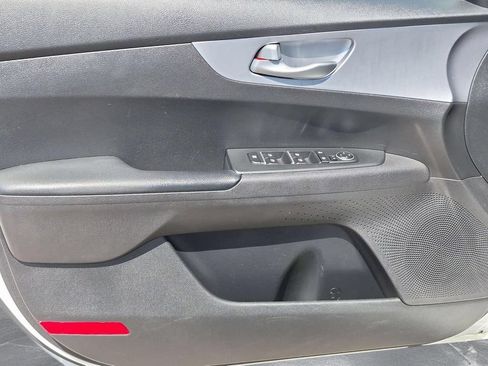 Used 2023 Kia Forte LXS FWD image 14