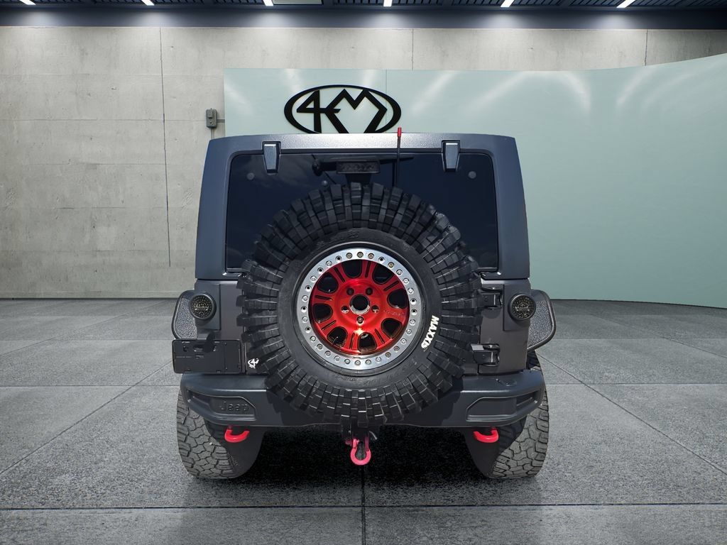 Used 2016 Jeep Wrangler Unlimited Rubicon AWD/4WD image 4