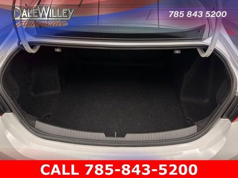 Used 2024 Chevrolet Malibu LT image 20