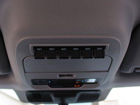 Used 2024 Ford F350 XL w/ XL Chrome Package image 33