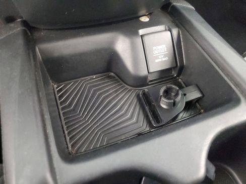 Used 2018 Honda CR-V LX image 17