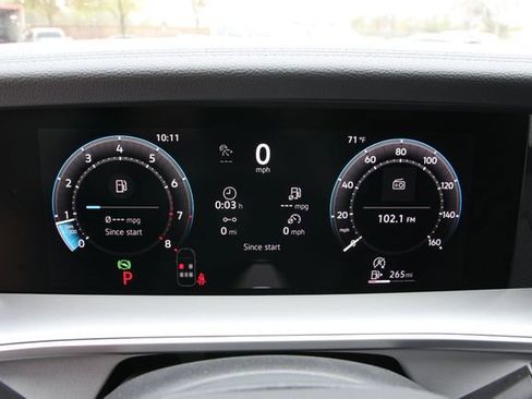 New 2026 Volkswagen Tiguan SE R-Line image 16