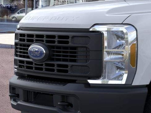 New 2026 Ford F250 XL AWD/4WD image 18