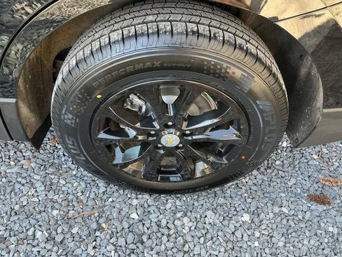 Used 2020 Chevrolet Equinox LS FWD image 26
