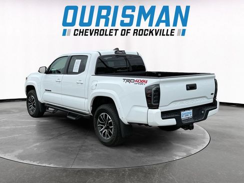 Used 2023 Toyota Tacoma TRD Sport AWD/4WD image 4