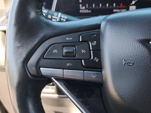 Used 2023 Cadillac Escalade ESV Sport AWD/4WD image 19
