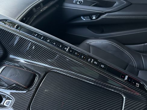 Used 2024 Chevrolet Corvette Z06 RWD image 31