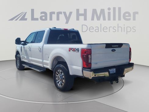 Used 2020 Ford F350 Lariat w/ Lariat Value Package AWD/4WD image 3