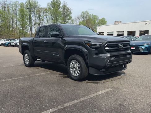 New 2026 Toyota Tacoma SR5 AWD/4WD image 2