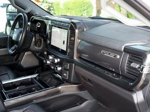 Used 2024 Ford F250 Lariat w/ Lariat Ultimate Package image 54