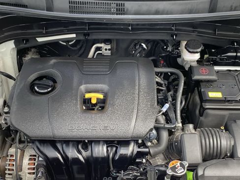 Used 2023 Kia Soul LX w/ LX Technology Package FWD image 13