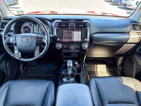 Used 2023 Toyota 4Runner TRD Off-Road Premium w/ Moonroof Package AWD/4WD image 11