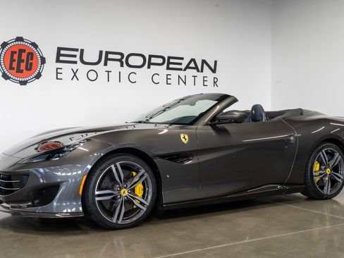 Used 2019 Ferrari Portofino RWD image 29