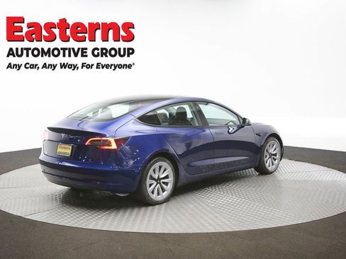 Used 2022 Tesla Model 3 Standard Range image 39
