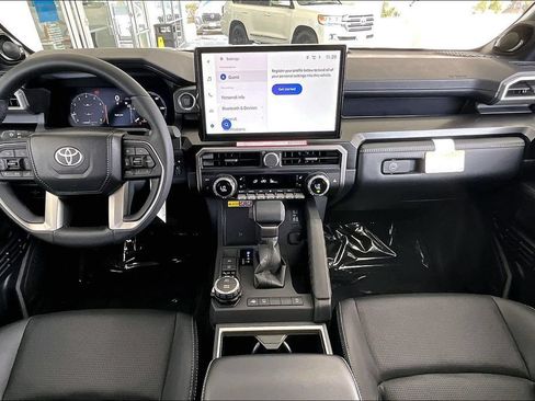 New 2026 Toyota 4Runner Limited AWD/4WD image 5