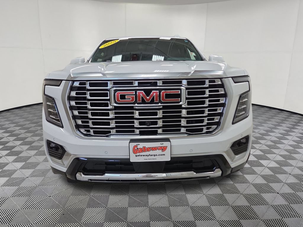 Used 2025 GMC Yukon Denali AWD/4WD image 5