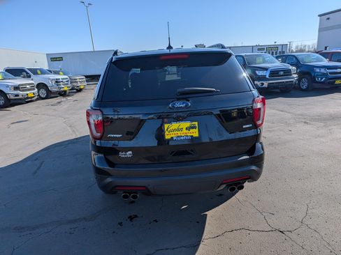 Used 2019 Ford Explorer Sport image 5