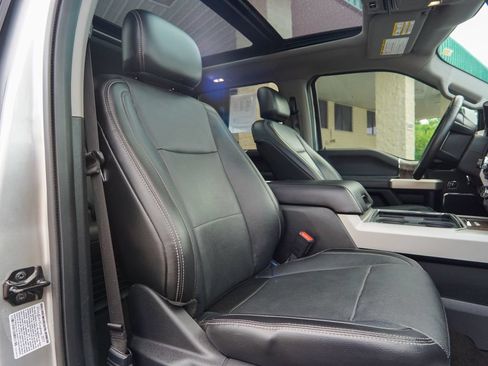 Used 2017 Ford F350 Lariat w/ Lariat Ultimate Package AWD/4WD image 35