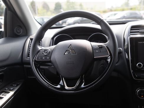 Used 2026 Mitsubishi Outlander Sport SE AWD/4WD image 16