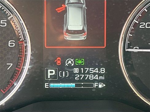 Used 2024 Subaru Forester Touring w/ Pop Package 2 image 12