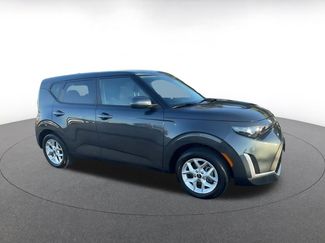 Used 2025 Kia Soul LX w/ LX Technology Package video 2