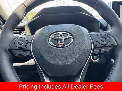 Used 2025 Toyota RAV4 XLE Premium FWD image 18