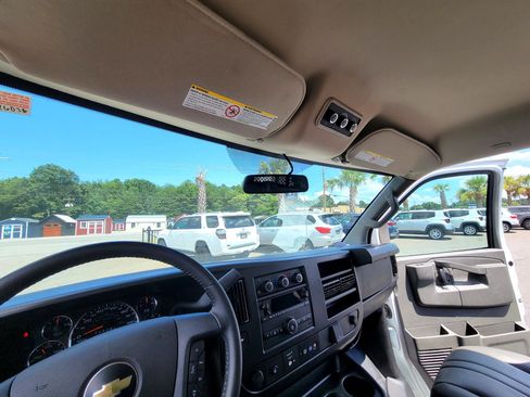 Used 2023 Chevrolet Express 3500 LS image 26