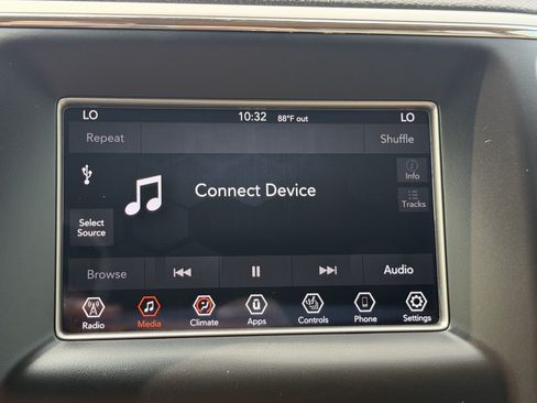 Used 2018 Jeep Grand Cherokee Limited RWD image 23