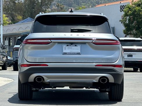 Certified 2022 Lincoln Corsair FWD image 4