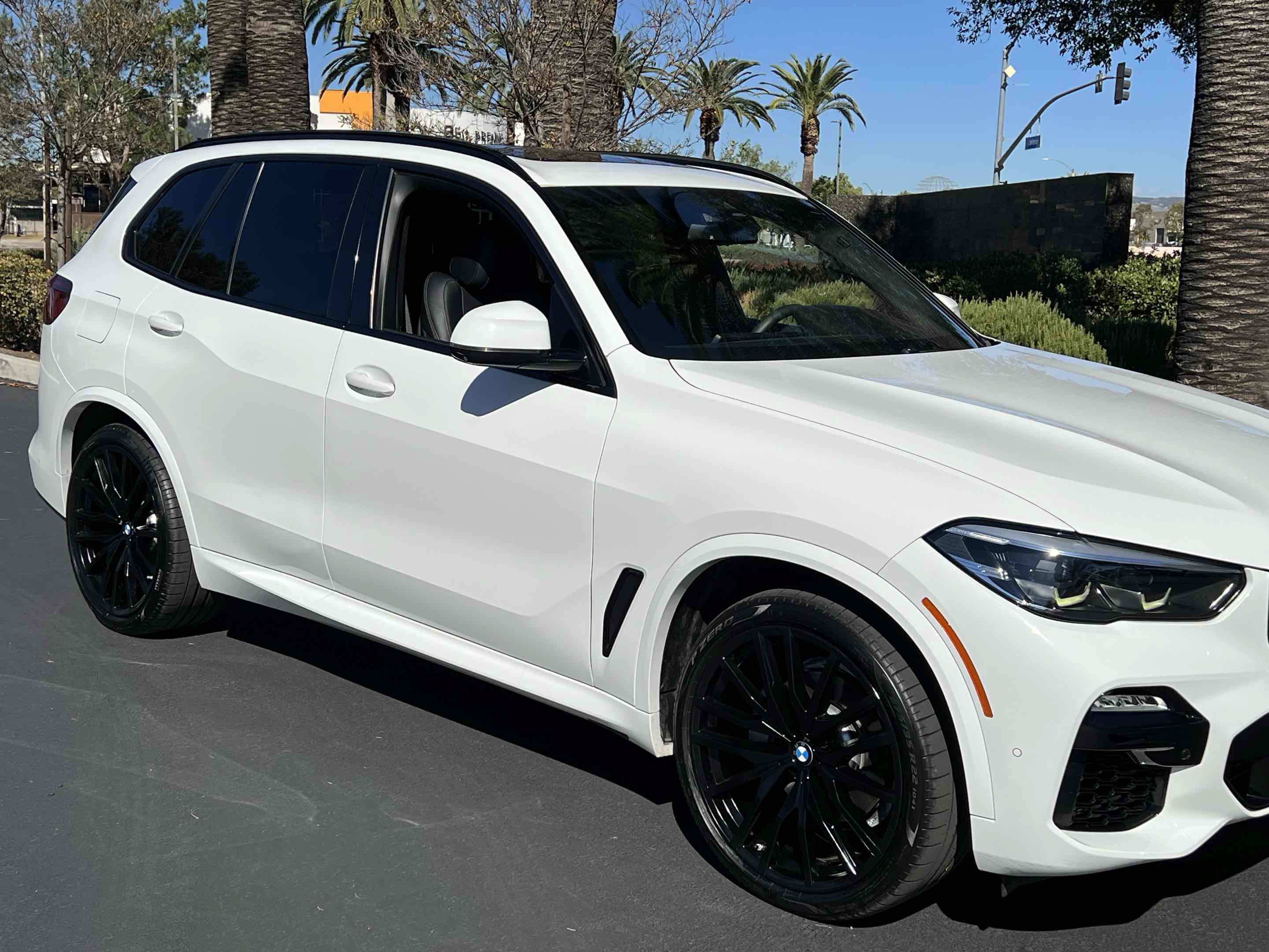 Used 2020 BMW X5 sDrive40i w/ M Sport Package RWD image 58