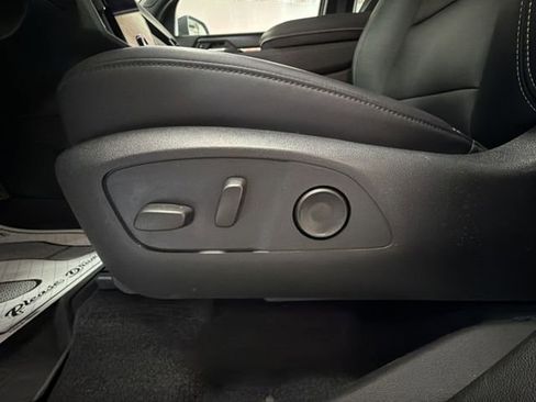 Used 2024 GMC Acadia Elevation w/ LPO, Floor Liner Package AWD/4WD image 12