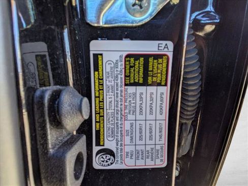 Certified 2024 Subaru Crosstrek 2.0i Premium image 22