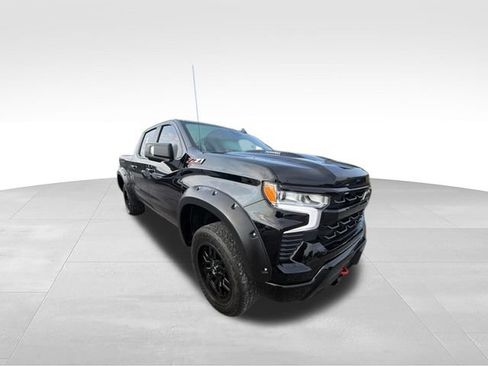Used 2024 Chevrolet Silverado 1500 LT Trail Boss w/ Convenience Package II AWD/4WD image 37