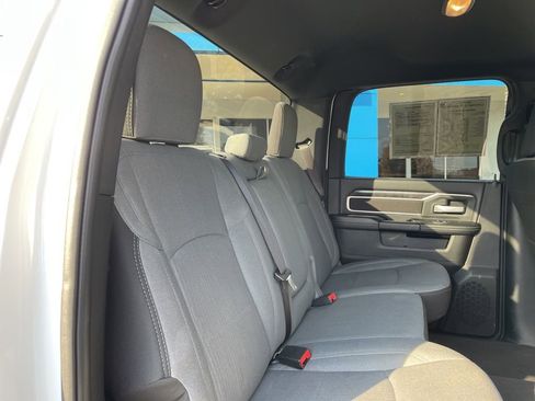 Used 2024 RAM 2500 Big Horn image 33